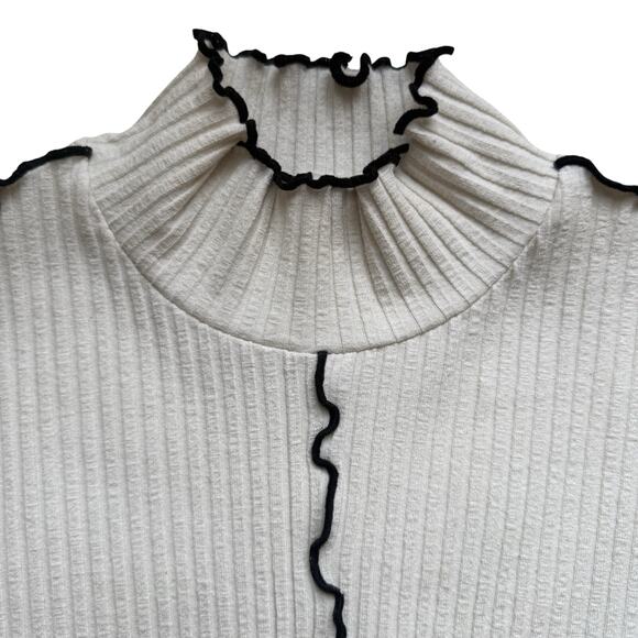 Mango MNG Ribbed Long Sleeve T-Shirt Cream Black Lettuce Edge Trim Mock Neck XS - Picture 4 of 13